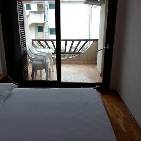 Apartments Villa Cherry Novaglia Esterno foto