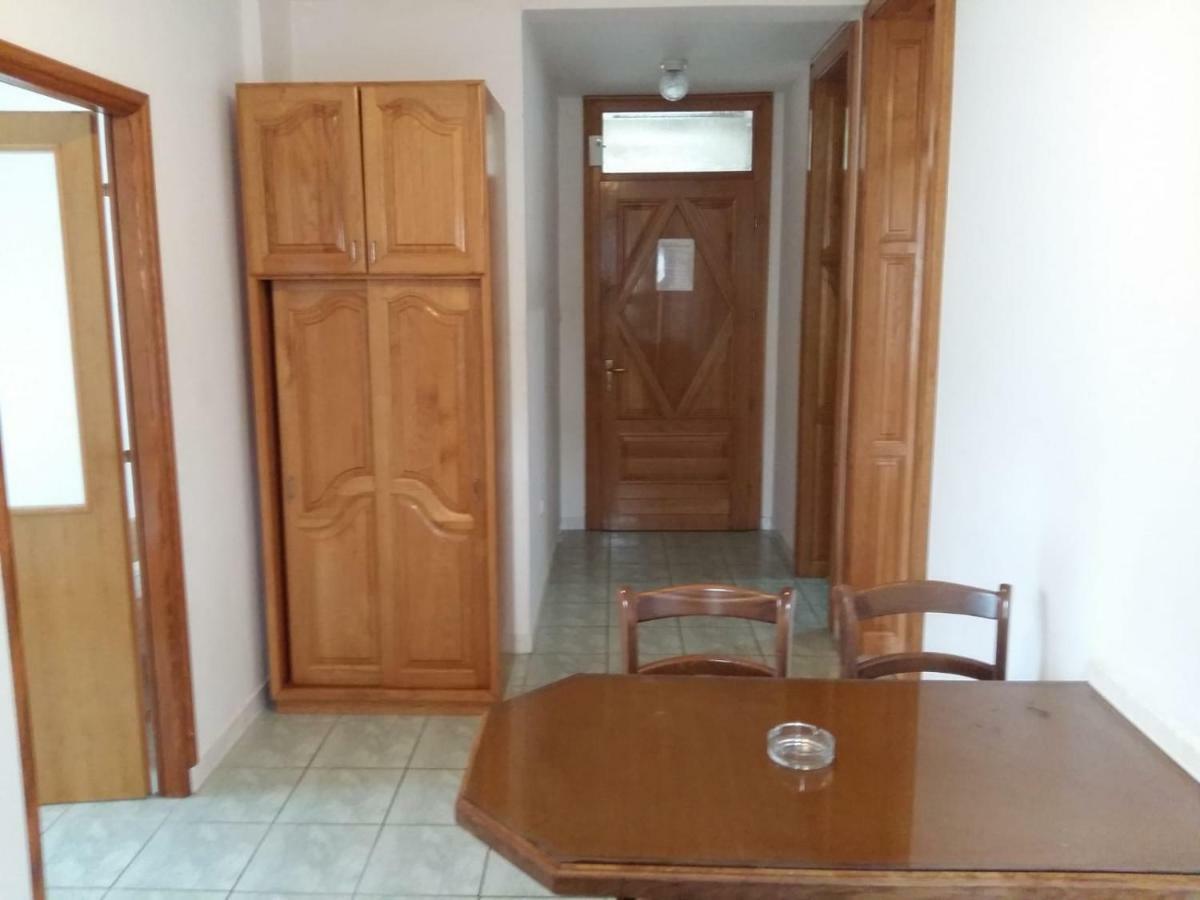 Apartments Villa Cherry Novaglia Esterno foto