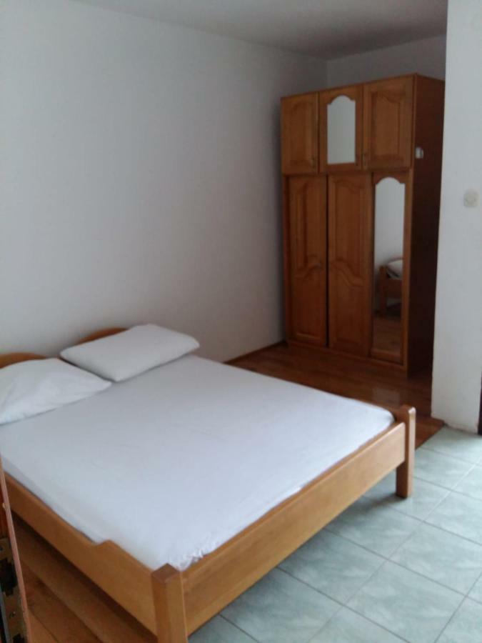 Apartments Villa Cherry Novaglia Esterno foto